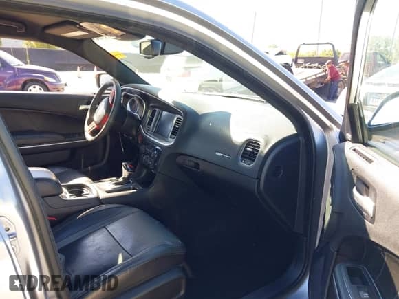 2015 Dodge Charger SXT with VIN 2C3CDXJG5FH884466, listed as a IAAI auction lot 43333043 with 70,254 mi miles and . Bid and sale history available at DreamBid. Image 5.