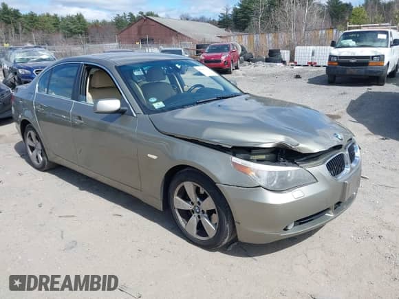 2007 BMW 5 Series с VIN WBANF33547CS41532, выставлен на аукционе IAAI как лот 42047518 с пробегом 217 725 миль миль и . История ставок и продаж доступна на DreamBid. Изображение 1.