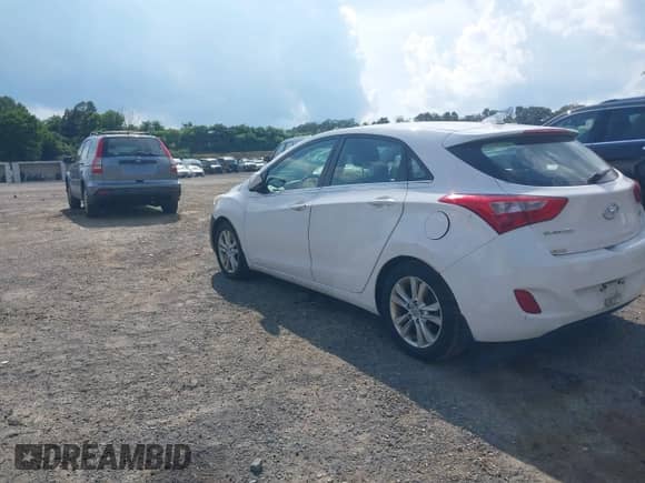 2013 Hyundai Elantra с VIN KMHD35LE0DU146941, выставлен на аукционе IAAI как лот 42839656 с пробегом 170 060 миль миль и . История ставок и продаж доступна на DreamBid. Изображение 3.