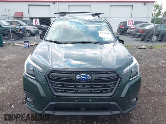 2022 Subaru Forester z VIN JF2SKACC9NH446107, wystawiony jako IAAI lot #42579560 z przebiegiem 38 405 mil mil oraz . Historia ofert i sprzedaży dostępna na DreamBid. Obrazek 12.