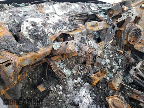 2001 Dodge 1500 z VIN 1B7HF16Z91S144780, wystawiony jako Copart lot #60469274 z przebiegiem Nie podano mil oraz Nie do naprawy • Non repairable. Historia ofert i sprzedaży dostępna na DreamBid. Obrazek 9.