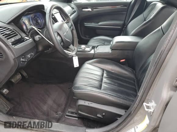 2017 Chrysler 300 S с VIN 2C3CCABG1HH617777, выставлен на аукционе Copart как лот 55339335 с пробегом 169 234 миль миль и Списание • Salvage title. История ставок и продаж доступна на DreamBid. Изображение 7.