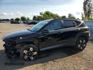 2024 Hyundai Kona SEL с VIN KM8HCCAB7RU111352, выставлен на аукционе Copart как лот 70864174 с пробегом 6 431 миль миль и Списание • Salvage title. История ставок и продаж доступна на DreamBid. Изображение 1.