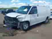 2018 Chevrolet Express Cargo с VIN 1GCWGAFG2J1339094, выставлен на аукционе IAAI как лот 42127557 с пробегом 131 480 миль миль и . История ставок и продаж доступна на DreamBid. Изображение 2.