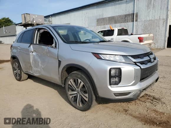 2020 Mitsubishi Outlander SE z VIN JA4AP4AU9LU030565, wystawiony jako Copart lot #80143545 z przebiegiem 84 002 mil mil oraz Nie do naprawy • Non repairable. Historia ofert i sprzedaży dostępna na DreamBid. Obrazek 4.