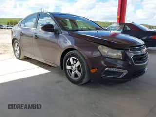 2015 Chevrolet Cruze LT с VIN 1G1PC5SB0F7240658, выставлен на аукционе IAAI как лот 43385932 с пробегом 71 563 миль миль и . История ставок и продаж доступна на DreamBid. Изображение 1.