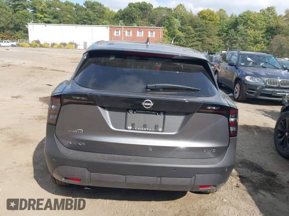 2025 Nissan Kicks SV with VIN 3N8AP6CB3SL357926, listed as a IAAI auction lot 43278001 with 2,655 mi miles and . Bid and sale history available at DreamBid. Image 17.
