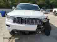 2017 Jeep Grand Cherokee Overland with VIN 1C4RJFCGXHC964499, listed as a Copart auction lot 71671795 with 117,302 mi miles and Salvage title. Bid and sale history available at DreamBid. Image 5.