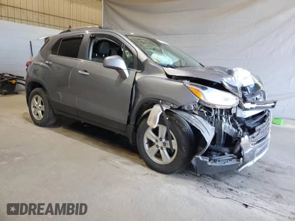 2020 Chevrolet Trax LT with VIN 3GNCJPSB0LL301495, listed as a Copart auction lot 68954095 with 65,806 mi miles and Salvage title. Bid and sale history available at DreamBid. Image 4.