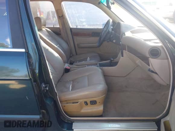 1995 BMW 5 Series с VIN WBAHE632XSGF31091, выставлен на аукционе IAAI как лот 43457422 с пробегом 217 648 миль миль и . История ставок и продаж доступна на DreamBid. Изображение 5.