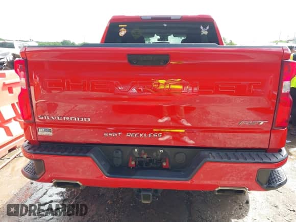 2023 Chevrolet Silverado 1500 RST with VIN 2GCUDEED8P1104118, listed as a IAAI auction lot 42217447 with 39,781 mi miles and . Bid and sale history available at DreamBid. Image 16.