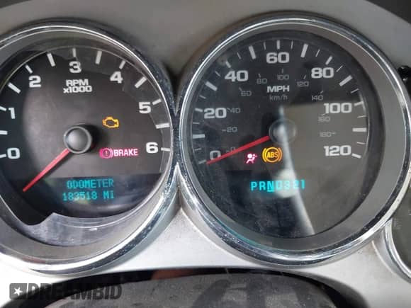2007 Chevrolet Silverado 1500 1LT z VIN 1GCEK19J47Z577508, wystawiony jako IAAI lot #42514347 z przebiegiem 183 518 mil mil oraz . Historia ofert i sprzedaży dostępna na DreamBid. Obrazek 7.