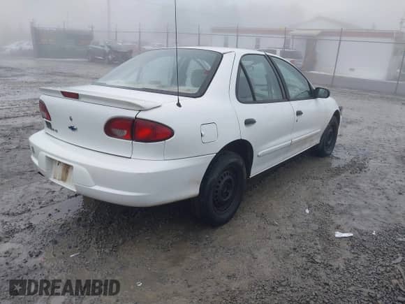 2001 Chevrolet Cavalier LS z VIN 1G1JF524717263930, wystawiony jako IAAI lot #41459609 z przebiegiem 212 747 mil mil oraz . Historia ofert i sprzedaży dostępna na DreamBid. Obrazek 4.