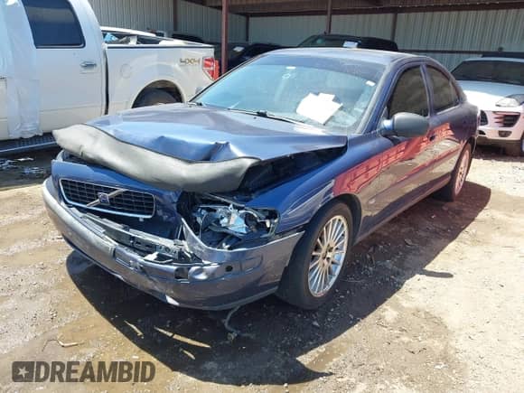 2001 Volvo S60 с VIN YV1RS58D212029294, выставлен на аукционе IAAI как лот 42281760 с пробегом 209 476 миль миль и . История ставок и продаж доступна на DreamBid. Изображение 2.