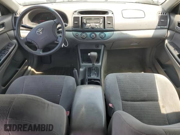 2005 Toyota Camry LE с VIN 4T1BE32K25U029862, выставлен на аукционе Copart как лот 60167565 с пробегом 177 016 миль миль и Списание • Salvage title. История ставок и продаж доступна на DreamBid. Изображение 8.