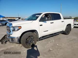 2021 Toyota Tundra SR5 with VIN 5TFEY5F16MX293654, listed as a Copart auction lot 82301875 with 24,470 mi miles and Salvage title. Bid and sale history available at DreamBid. Image 1.