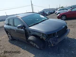 2017 Jeep Compass High Altitude с VIN 1C4NJDEBXHD176482, выставлен на аукционе IAAI как лот 42710457 с пробегом 79 802 миль миль и . История ставок и продаж доступна на DreamBid. Изображение 1.