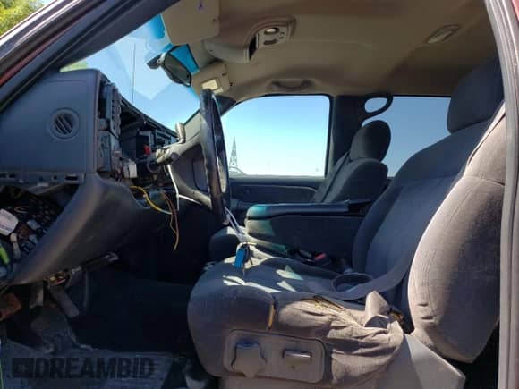 2002 Chevrolet Silverado 1500HD LT с VIN 1GCGK13U92F120344, выставлен на аукционе Copart как лот 58463444 с пробегом Не указан миль и Чистый • Clean title. История ставок и продаж доступна на DreamBid. Изображение 7.