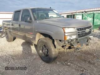 2006 Chevrolet Silverado 1500 LT3 z VIN 2GCEK13N661175766, wystawiony jako IAAI lot #43435293 z przebiegiem 239 465 mil mil oraz . Historia ofert i sprzedaży dostępna na DreamBid. Obrazek 1.