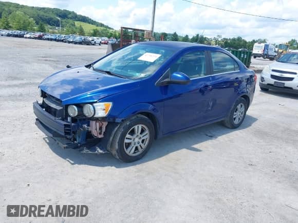 2014 Chevrolet Sonic LT с VIN 1G1JC5SG9E4121315, выставлен на аукционе IAAI как лот 42746224 с пробегом 114 146 миль миль и . История ставок и продаж доступна на DreamBid. Изображение 2.
