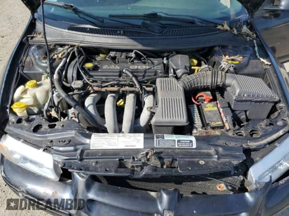 2000 Dodge Stratus SE with VIN 1B3EJ46XXYN203833, listed as a Copart auction lot 66846075 with 129,432 mi miles and Clean title. Bid and sale history available at DreamBid. Image 11.