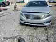 2015 Hyundai Sonata SE z VIN 5NPE24AF4FH150733, wystawiony jako Copart lot #84549045 z przebiegiem 199 824 mil mil oraz Szkoda całkowita • Salvage title. Historia ofert i sprzedaży dostępna na DreamBid. Obrazek 13.