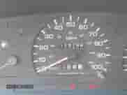 1995 Nissan Pathfinder LE z VIN JN8HD17Y2SW069219, wystawiony jako IAAI lot #43089977 z przebiegiem 113 798 mil mil oraz . Historia ofert i sprzedaży dostępna na DreamBid. Obrazek 15.