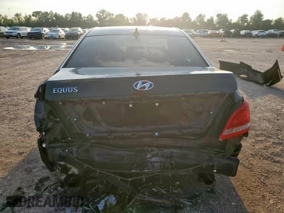 2012 Hyundai Equus Ultimate with VIN KMHGH4JH1CU045332, listed as a Copart auction lot 71122015 with Not provided miles and Salvage title. Bid and sale history available at DreamBid. Image 6.