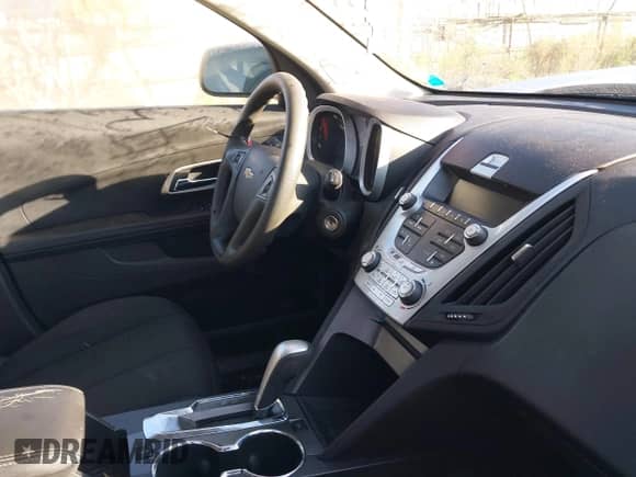 2015 Chevrolet Equinox LS z VIN 2GNFLEEK3F6233645, wystawiony jako IAAI lot #43382973 z przebiegiem 91 189 mil mil oraz . Historia ofert i sprzedaży dostępna na DreamBid. Obrazek 5.