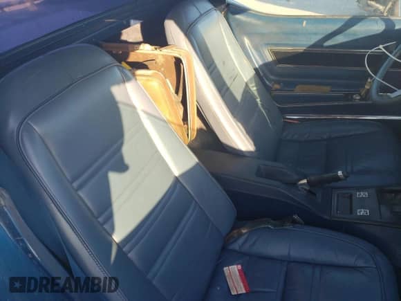 1977 Chevrolet Corvette с VIN 1Z37X7S430859, выставлен на аукционе Copart как лот 49792265 с пробегом 66 878 миль миль и Списание • Salvage title. История ставок и продаж доступна на DreamBid. Изображение 10.