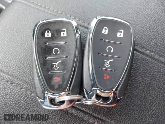 2022 Chevrolet Traverse LT Cloth z VIN 1GNERGKW8NJ160805, wystawiony jako IAAI lot #42014573 z przebiegiem 77 809 mil mil oraz . Historia ofert i sprzedaży dostępna na DreamBid. Obrazek 11.