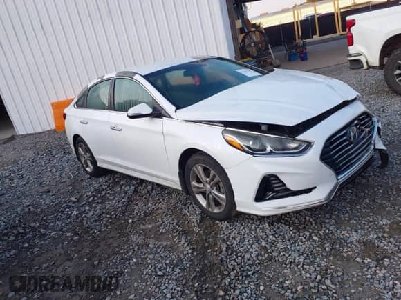 2018 Hyundai Sonata Limited с VIN 5NPE34AF5JH635890, выставлен на аукционе IAAI как лот 43152377 с пробегом 122 115 миль миль и . История ставок и продаж доступна на DreamBid. Изображение 1.