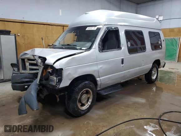2012 Ford Econoline Cargo Recreational with VIN 1FTNE2EW9CDA42809, listed as a Copart auction lot 66490175 with 379,413 mi miles and Clean title. Bid and sale history available at DreamBid. Image 1.