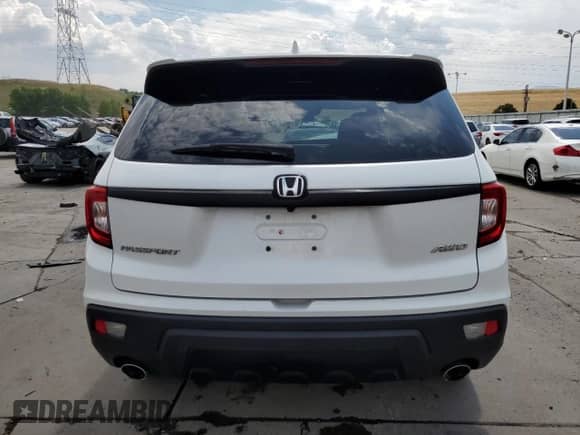 2020 Honda Passport EX-L с VIN 5FNYF8H50LB001588, выставлен на аукционе Copart как лот 65073835 с пробегом Не указан миль и Списание • Salvage title. История ставок и продаж доступна на DreamBid. Изображение 6.