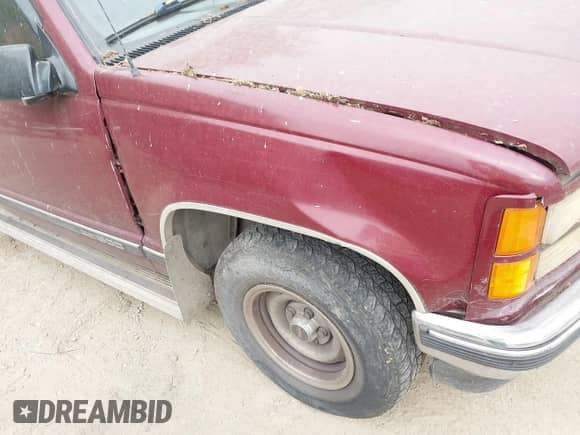 1996 GMC Sierra 1500 with VIN 1GTEC14R3TE521264, listed as a IAAI auction lot 43445138 with 104,184 mi miles and . Bid and sale history available at DreamBid. Image 14.