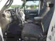 2021 Jeep Wrangler Unlimited 80th Anniversary с VIN 1C4HJXDG4MW794519, выставлен на аукционе Copart как лот 60116105 с пробегом 25 708 миль миль и Списание • Salvage title. История ставок и продаж доступна на DreamBid. Изображение 7.