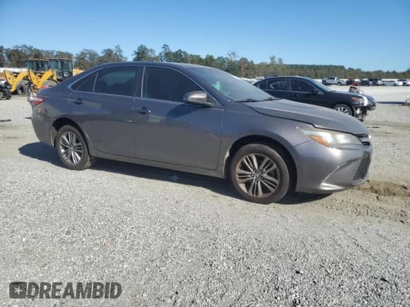 2017 Toyota Camry LE with VIN 4T1BF1FK6HU347645, listed as a Copart auction lot 82508465 with 182,562 mi miles and Salvage title. Bid and sale history available at DreamBid. Image 4.