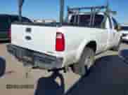 2013 Ford F-250 XL z VIN 1FT7X2A66DEB77864, wystawiony jako IAAI lot #41464637 z przebiegiem 289 428 mil mil oraz . Historia ofert i sprzedaży dostępna na DreamBid. Obrazek 4.