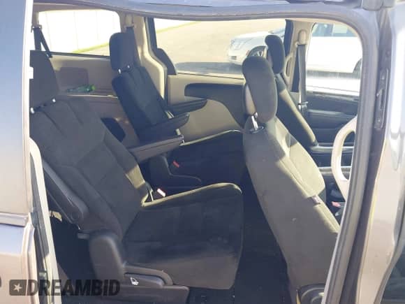 2016 Dodge Grand Caravan American Value with VIN 2C4RDGBG4GR192165, listed as a IAAI auction lot 42562624 with 160,135 mi miles and . Bid and sale history available at DreamBid. Image 8.