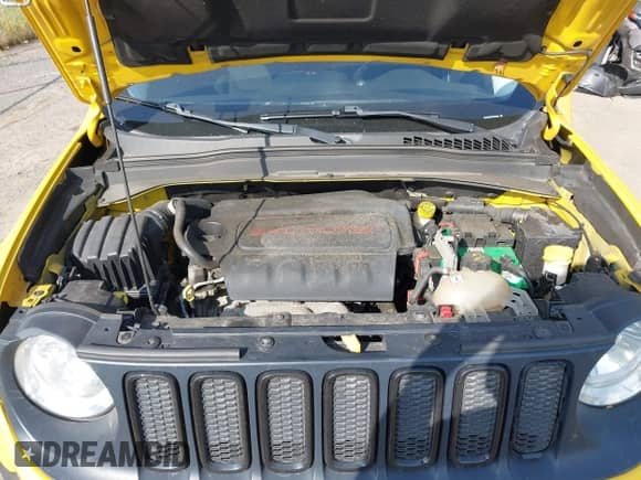 2017 Jeep Renegade Latitude with VIN ZACCJBBB7HPE76594, listed as a IAAI auction lot 42956858 with 123,046 mi miles and . Bid and sale history available at DreamBid. Image 10.