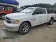 2019 Ram 1500 SLT z VIN 1C6RR7TT6KS696275, wystawiony jako Copart lot #89350575 z przebiegiem 102 342 mil mil oraz Szkoda całkowita • Salvage title. Historia ofert i sprzedaży dostępna na DreamBid. Obrazek 1.