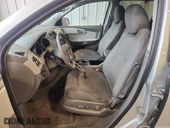 2009 Chevrolet Traverse 1LT with VIN 1GNEV23D09S153567, listed as a Copart auction lot 66835005 with 197,109 mi miles and Non repairable. Bid and sale history available at DreamBid. Image 7.