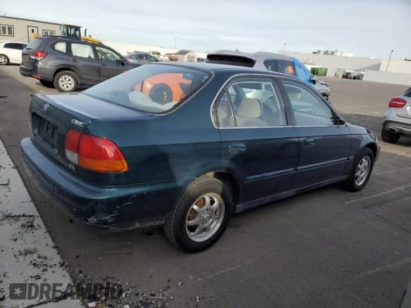 1997 Honda Civic z VIN JHMEJ854XVS002832, wystawiony jako Copart lot #84455214 z przebiegiem 205 806 mil mil oraz Czysty tytuł • Clean title. Historia ofert i sprzedaży dostępna na DreamBid. Obrazek 3.