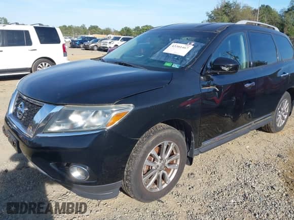 2014 Nissan Pathfinder SV with VIN 5N1AR2MM9EC716884, listed as a IAAI auction lot 43381467 with 121,127 mi miles and . Bid and sale history available at DreamBid. Image 2.