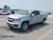 2018 Chevrolet Colorado 4WD Work Truck z VIN 1GCHTBEN4J1234714, wystawiony jako IAAI lot #42399979 z przebiegiem 166 408 mil mil oraz . Historia ofert i sprzedaży dostępna na DreamBid. Obrazek 2.