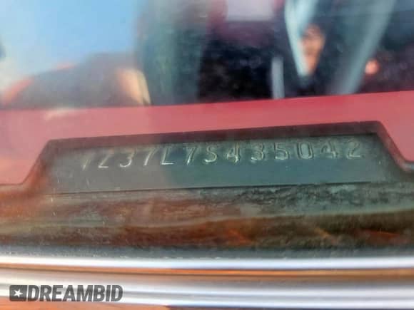 1977 Chevrolet Corvette z VIN 1Z37L7S435042, wystawiony jako Copart lot #44217135 z przebiegiem 72 182 mil mil oraz Czysty tytuł • Clean title. Historia ofert i sprzedaży dostępna na DreamBid. Obrazek 13.