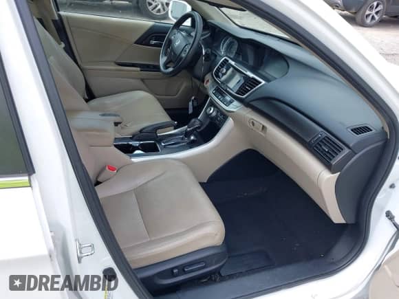 2013 Honda Accord EX-L с VIN 1HGCR2F81DA133928, выставлен на аукционе IAAI как лот 43213603 с пробегом 199 436 миль миль и . История ставок и продаж доступна на DreamBid. Изображение 5.