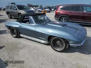 1967 Chevrolet Corvette с VIN 194677S111767, выставлен на аукционе Copart как лот 77942604 с пробегом Не указан миль и На запчасти • Non repairable. История ставок и продаж доступна на DreamBid. Изображение 4.