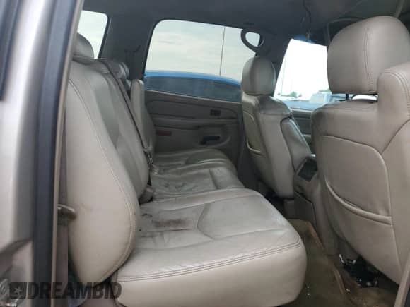 2004 Chevrolet Suburban LT с VIN 3GNEC16ZX4G210915, выставлен на аукционе Copart как лот 67795435 с пробегом 300 602 миль миль и Чистый • Clean title. История ставок и продаж доступна на DreamBid. Изображение 11.