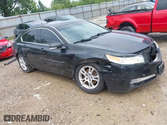 2011 Acura TL with VIN 19UUA8F2XBA000138, listed as a IAAI auction lot 42602781 with 120,901 mi miles and . Bid and sale history available at DreamBid. Image 1.